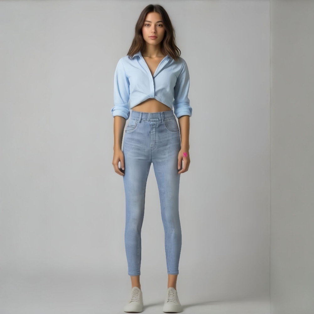 SPANX High Waist Skinny Jeans in Vintage Wash: Sculpting Size S - Timeless Style